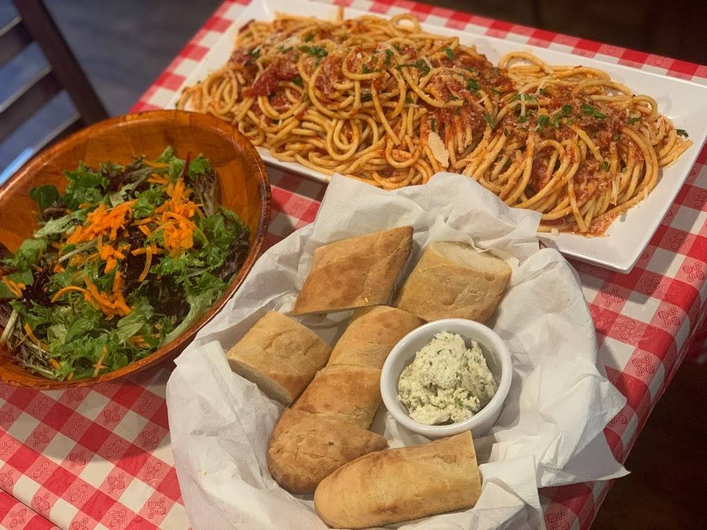 Mangia Macaroni | restaurant | 1543 Spring Garden St, Philadelphia, PA 19130, USA | 2155631690 OR +1 215-563-1690