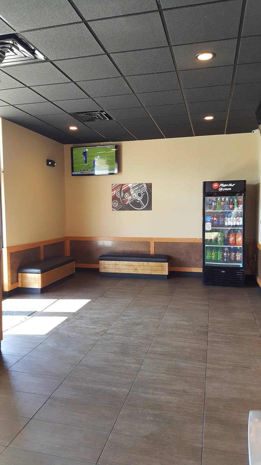 Pizza Hut | meal delivery | 1659 S Webb Rd, Wichita, KS 67207, USA | 3166877001 OR +1 316-687-7001