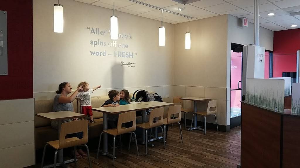 Wendys | restaurant | 4245 Cemetery Rd, Hilliard, OH 43026, USA | 6147710545 OR +1 614-771-0545