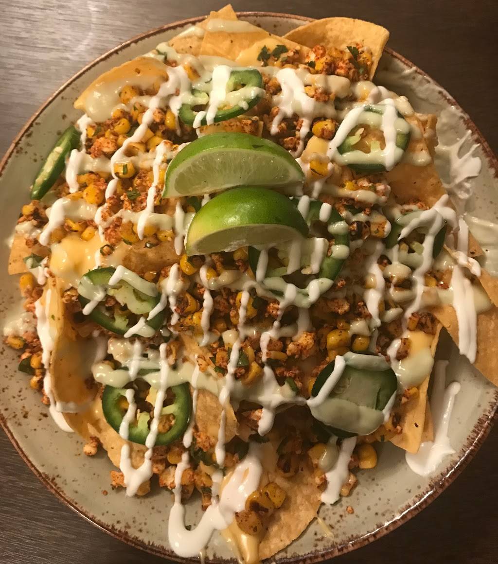 Lone Oak Bar and Grille | restaurant | 1434 Centre Pl Dr, Denton, TX 76205, USA | 9403834100 OR +1 940-383-4100