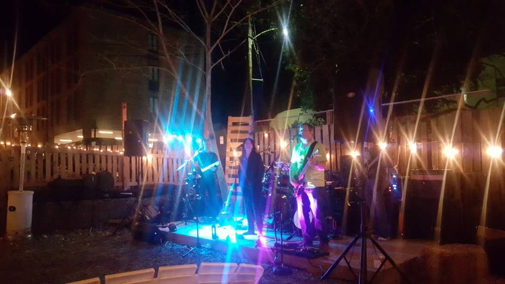 14 Loudoun | restaurant | 14 Loudoun St SE, Leesburg, VA 20175, USA | 7037790412 OR +1 703-779-0412