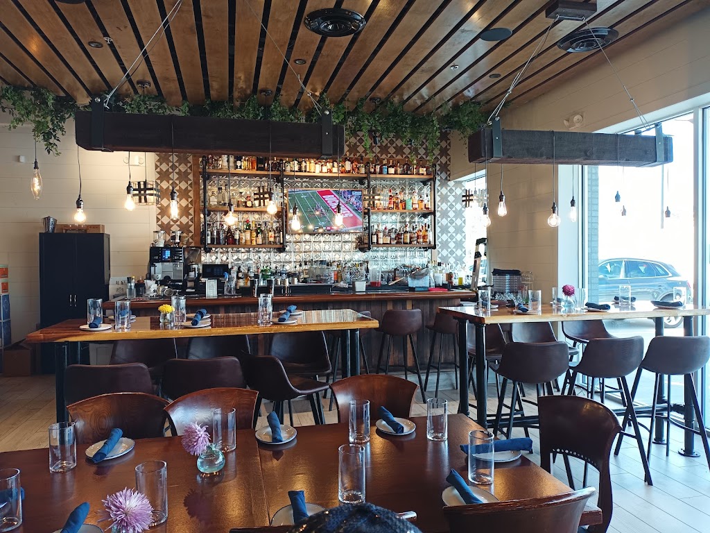 Georges Bistro & Bar | restaurant | 2715 Bissonnet St Suite 100, Houston, TX 77005, USA | 8322037329 OR +1 832-203-7329