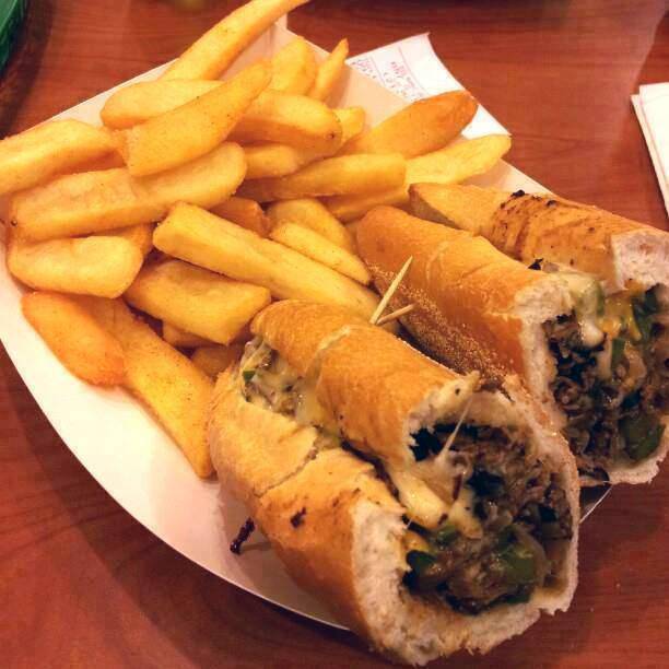 Big Mamas & Papas Pizzeria - Northridge | restaurant | 8323 Reseda Blvd, Northridge, CA 91324, USA | 8187738833 OR +1 818-773-8833