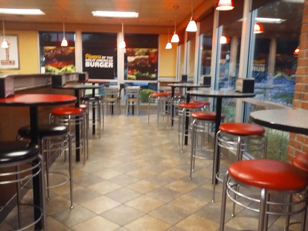 Green Burrito/Carls Jr. | meal takeaway | 2609 Riparian Dr, Elk Grove, CA 95757, USA | 9167145660 OR +1 916-714-5660