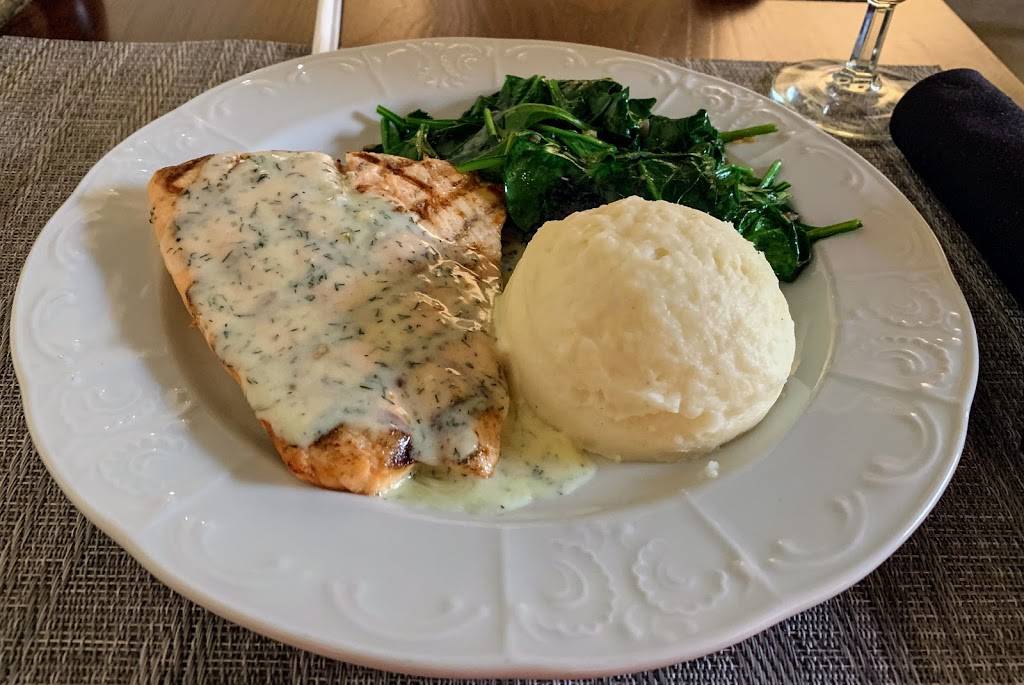 Crossroads on Main | restaurant | 118 E Main St, Lake City, SC 29560, USA | 8433942100 OR +1 843-394-2100