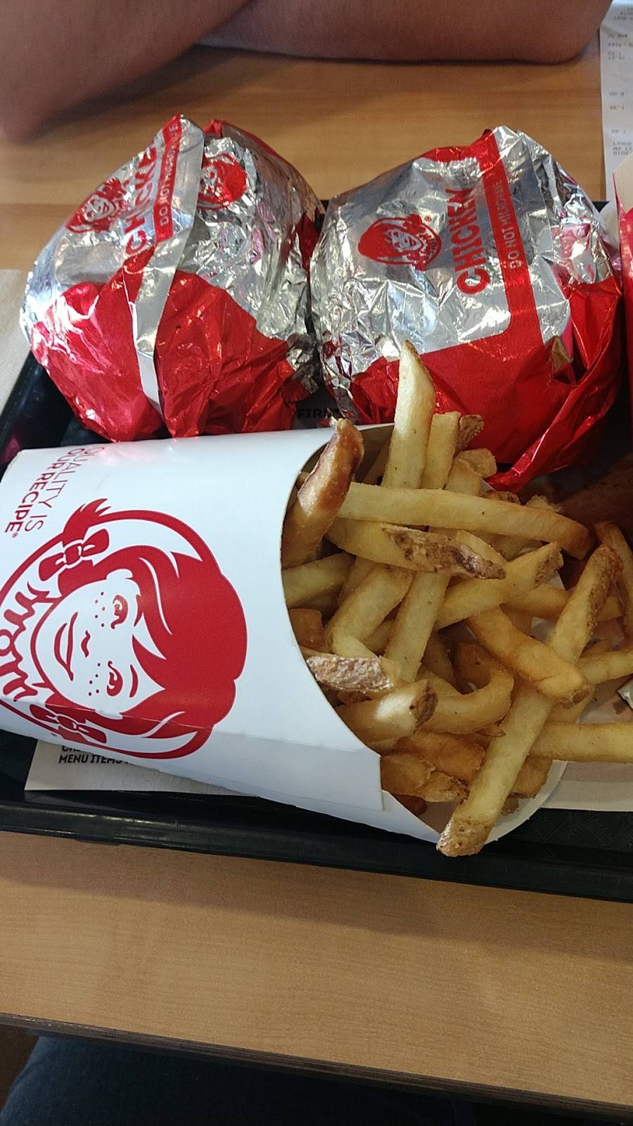 Wendys | restaurant | 6929 E Hampton Ave, Mesa, AZ 85209, USA | 4808073021 OR +1 480-807-3021