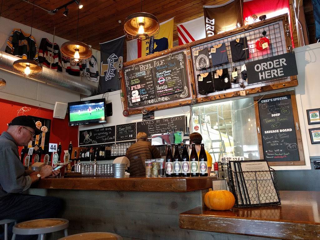 Freewheel Brewing Company | restaurant | 3736 Florence St, Redwood City, CA 94063, USA | 6503652337 OR +1 650-365-2337