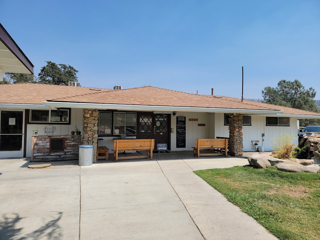 Fairway Cafe | cafe | 42515 Artesian Ct, Coarsegold, CA 93614, USA | 5596587468 OR +1 559-658-7468