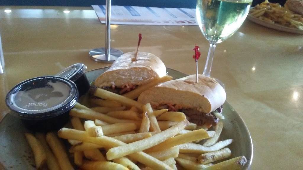 Jacks Urban Eats | restaurant | 718 W Shaw Ave #47, Fresno, CA 93704, USA | 5592222201 OR +1 559-222-2201