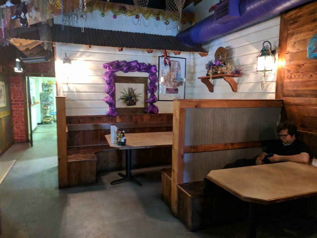 Mardi Gras Seafood Restaurant | restaurant | 1350 Industrial Rd, Mt Pleasant, TX 75455, USA | 9035729600 OR +1 903-572-9600