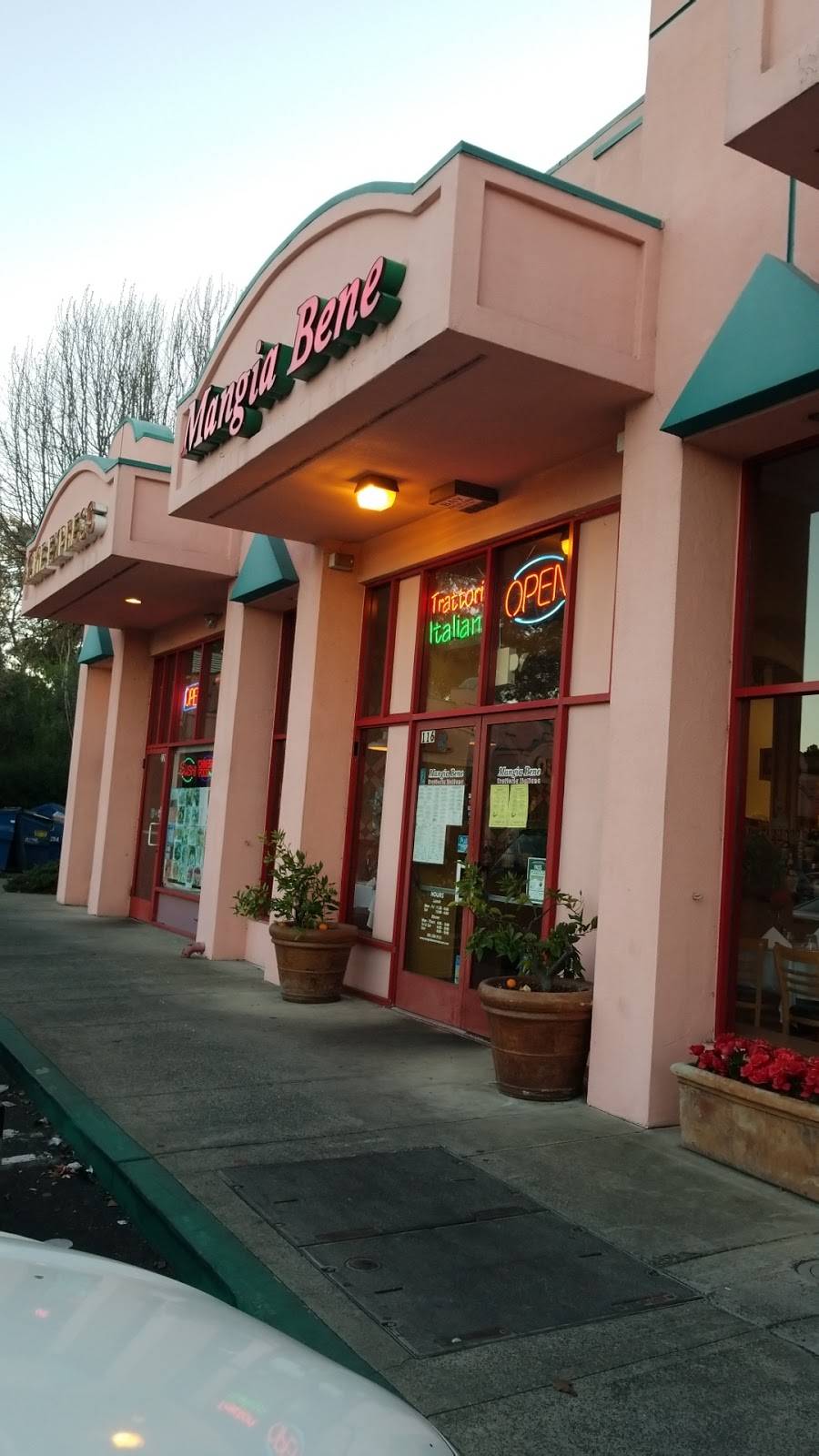 Mangia Bene Restaurant | restaurant | 1170 Arnold Dr #116, Martinez, CA 94553, USA | 9252289123 OR +1 925-228-9123