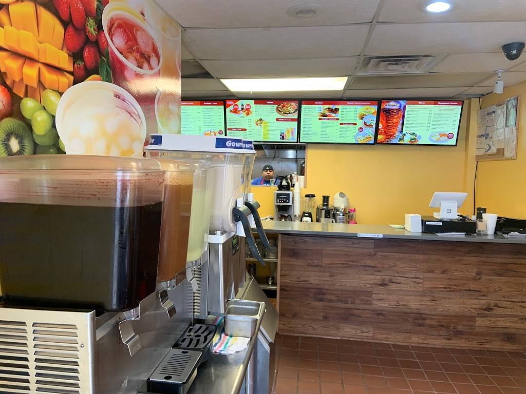 La Barca El Taconazo | restaurant | 2311 S 49th Ave, Cicero, IL 60804, USA | 7084776746 OR +1 708-477-6746