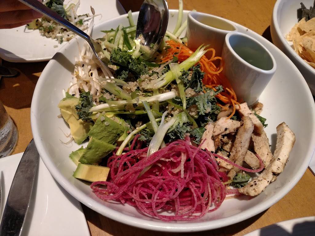 California Pizza Kitchen at Fashion Valley | restaurant | 7007 Friars Rd #901, San Diego, CA 92108, USA | 6192984078 OR +1 619-298-4078