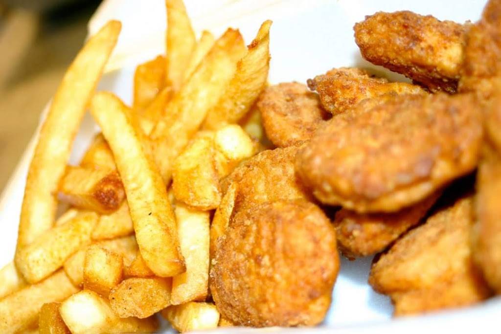 Straight From Philly | restaurant | 110 E Main St, Waxahachie, TX 75165, USA | 9729230202 OR +1 972-923-0202