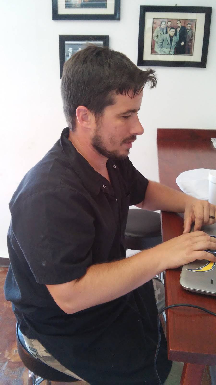 Hammers N.Y.Pizza | restaurant | 199 N El Camino Real ste f, Encinitas, CA 92024, USA | 7604875429 OR +1 760-487-5429