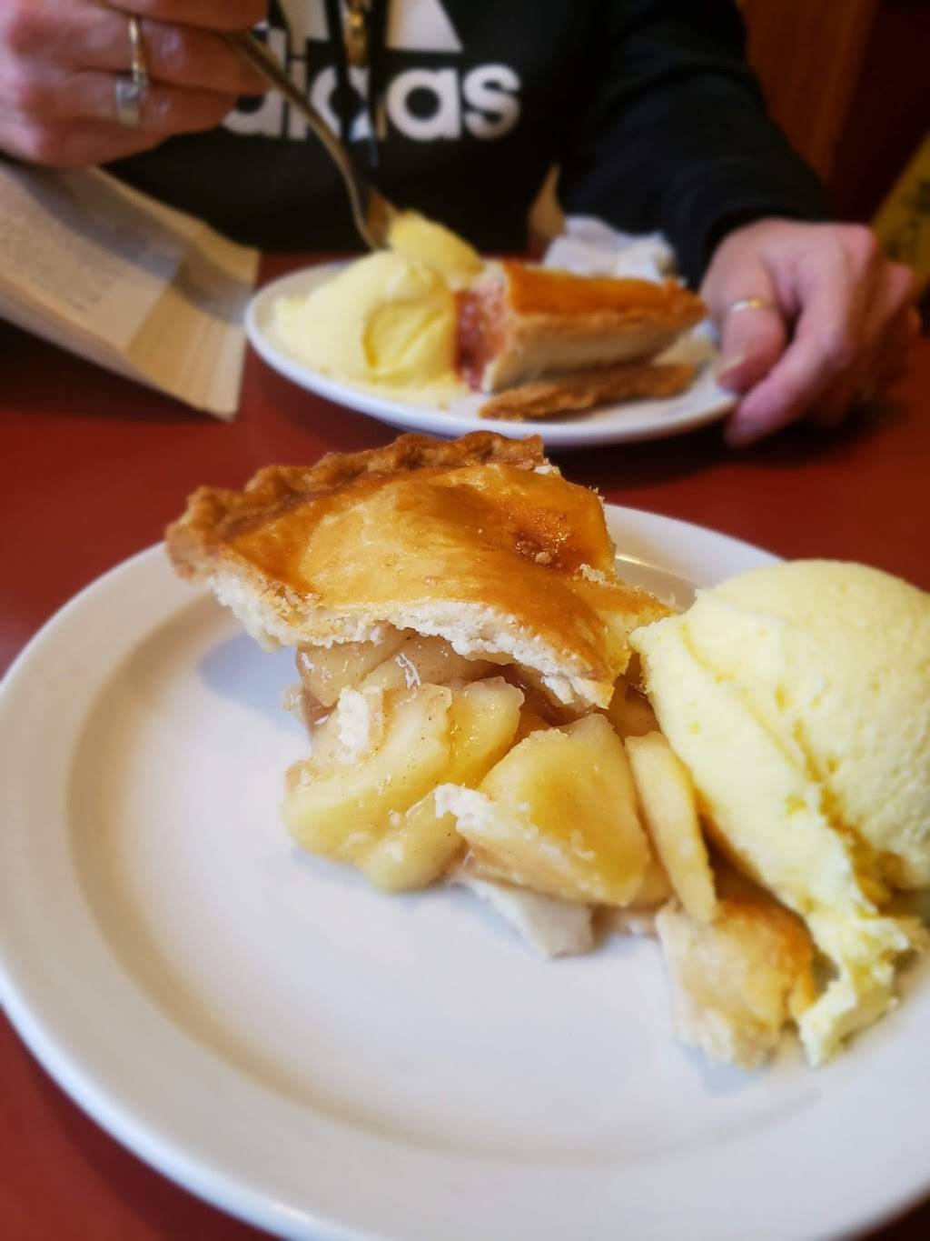 Archies Fish & Chips | restaurant | 153 Wharncliffe Rd S, London, ON N6J 1H6, Canada | 5194388287 OR +1 519-438-8287