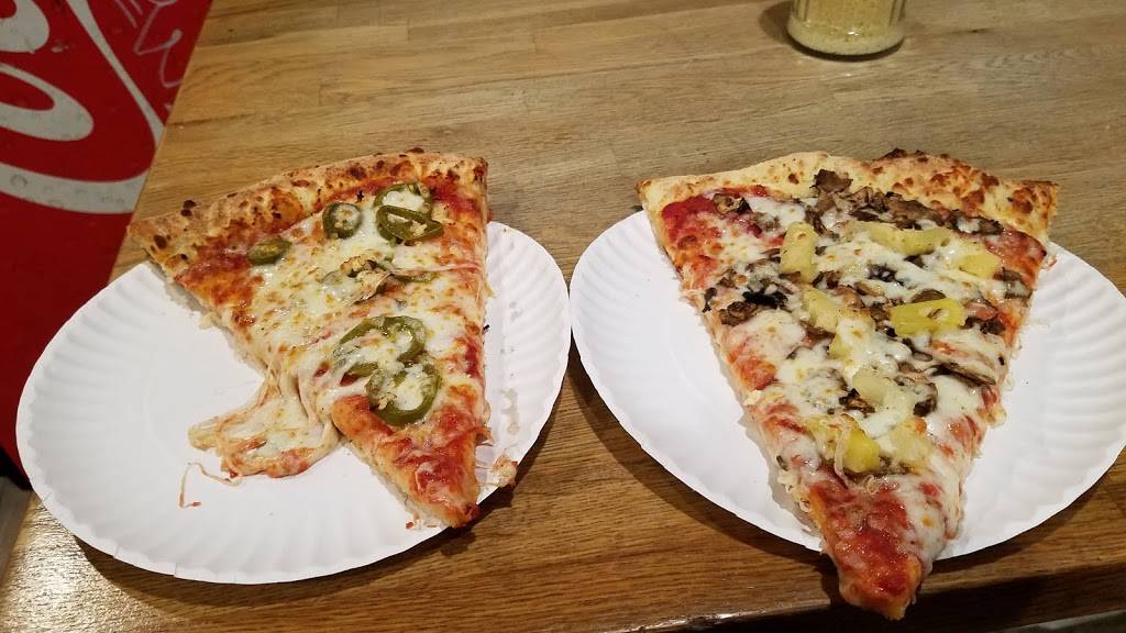 Seniores Pizza | restaurant | 559 Divisadero St, San Francisco, CA 94117, USA | 4154005222 OR +1 415-400-5222