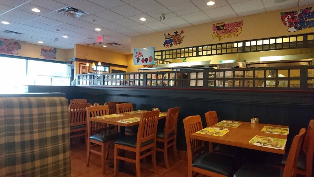 Cora Breakfast and Lunch | restaurant | 210 Glendale Ave, St. Catharines, ON L2T 3Y6, Canada | 2893621358 OR +1 289-362-1358