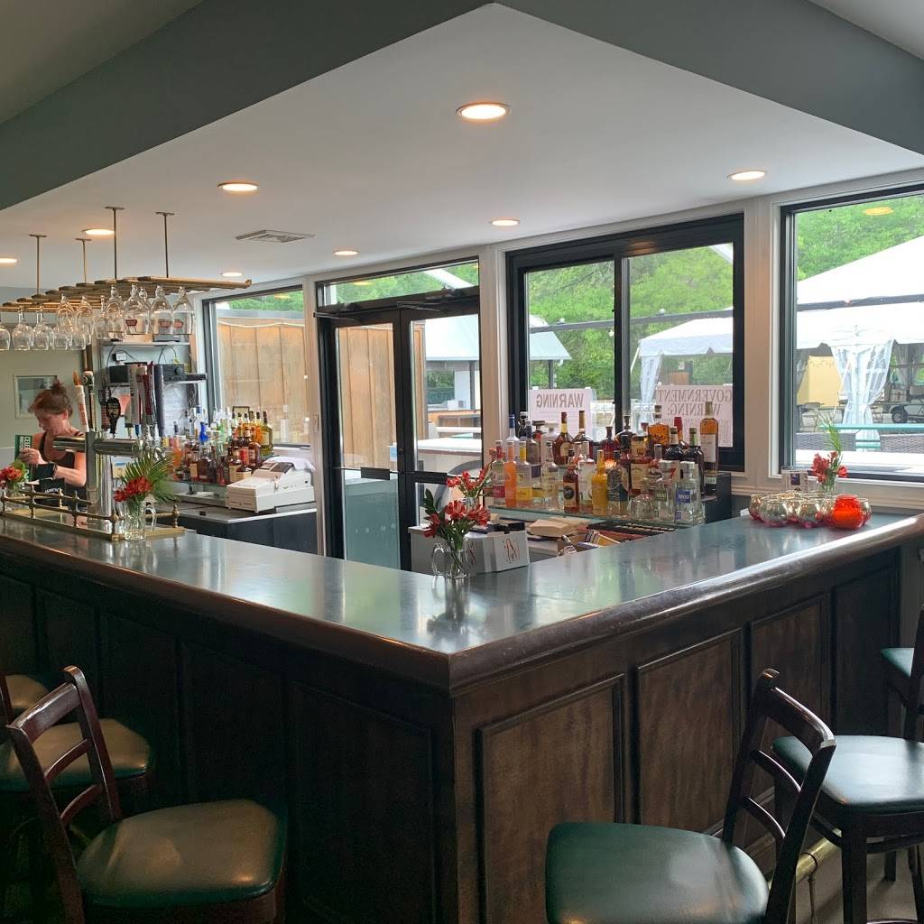 QuartChetti’s Roadside Cafe | restaurant | 387 U.S. 9, Fishkill, NY 12524, USA | 8454408077 OR +1 845-440-8077