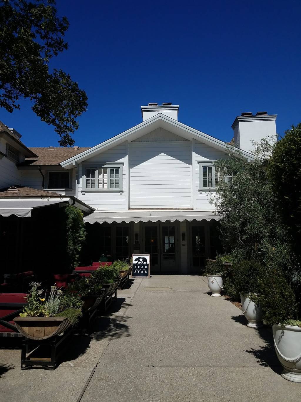 The Bear and Star | restaurant | 2860 Grand Ave, Los Olivos, CA 93441, USA | 8056861359 OR +1 805-686-1359