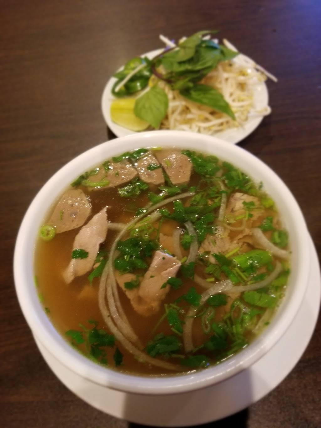 Pho Bulous | restaurant | 4167, 3409 S Broadway #700, Edmond, OK 73013, USA | 4054755599 OR +1 405-475-5599