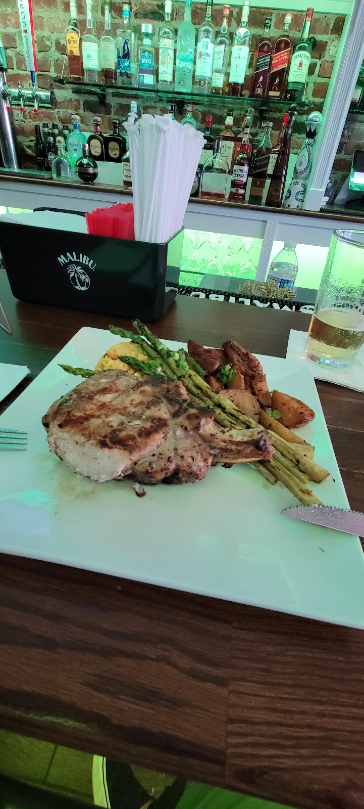 Elements Bar & Restaurant | restaurant | 6 W Blackwell St, Dover, NJ 07801, USA | 9733437215 OR +1 973-343-7215