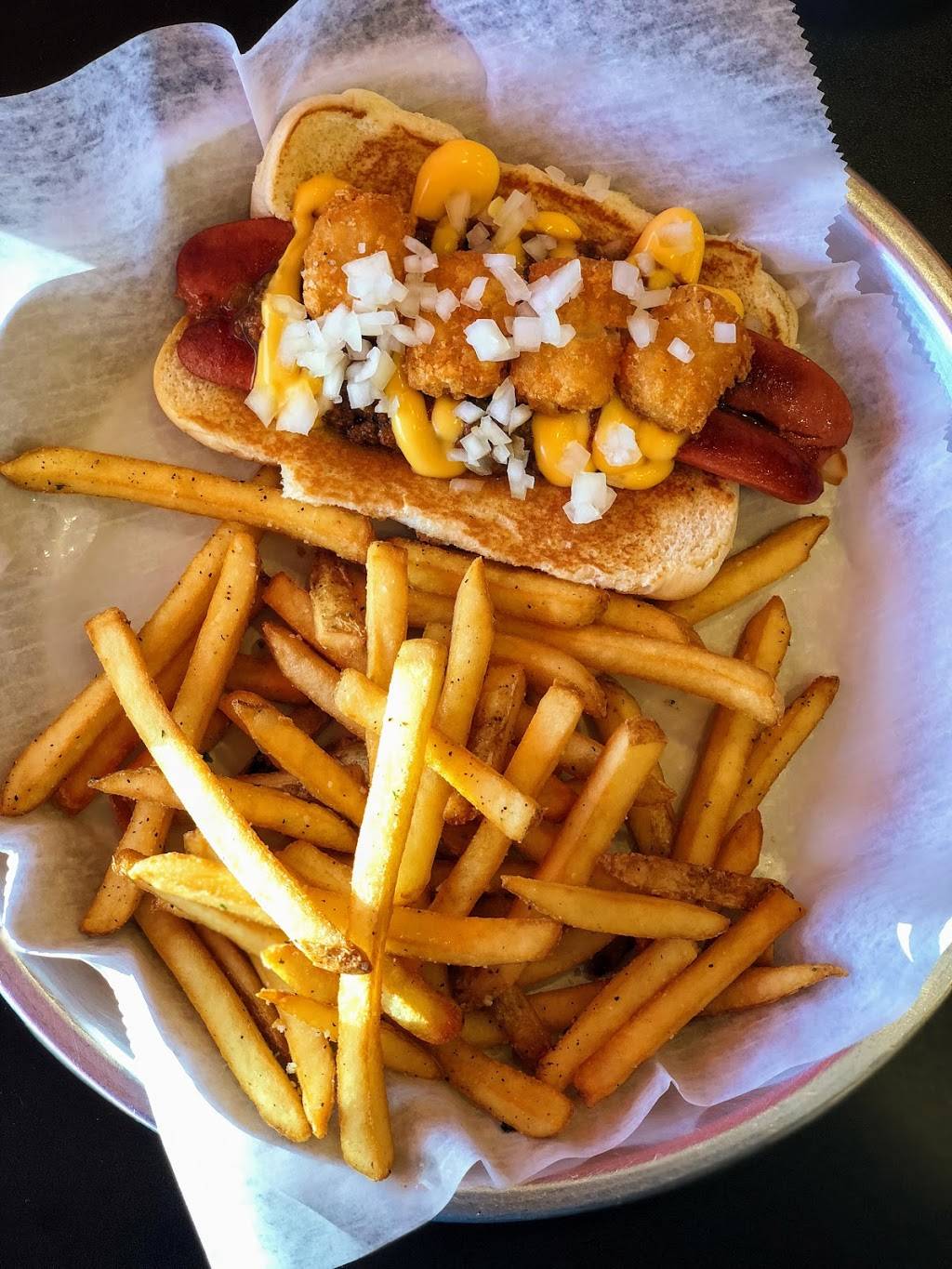 The Wienery | meal takeaway | 17 Bridge St, Stamford, CT 06905, USA | 2035694990 OR +1 203-569-4990