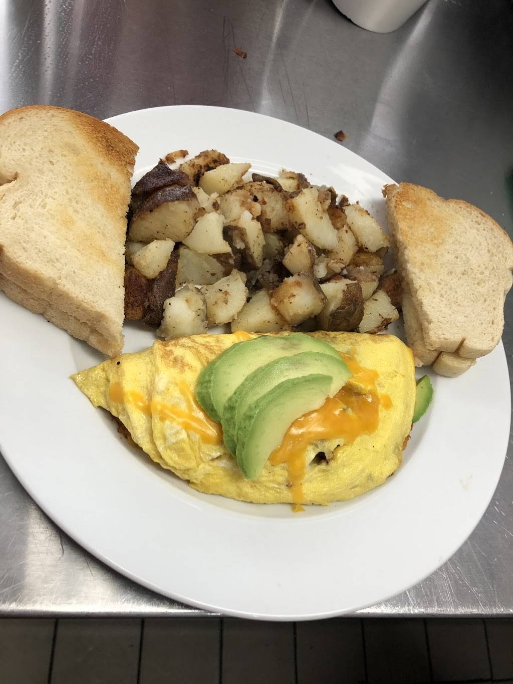 Meat Monsters Grill | restaurant | 733 Main St, Ramona, CA 92065, USA | 7606543444 OR +1 760-654-3444