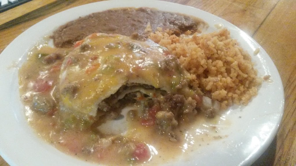 Sanchos Bar & Grill | restaurant | 628 E 4th St, Pueblo, CO 81001, USA | 7192483113 OR +1 719-248-3113