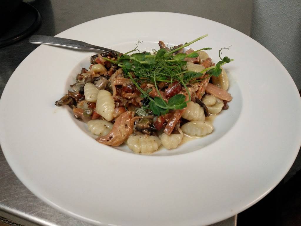 La Maison de Débauche par le Carlito | restaurant | 361 Rue des Forges, Trois-Rivières, QC G9A 4S8, Canada | 8193789111 OR +1 819-378-9111