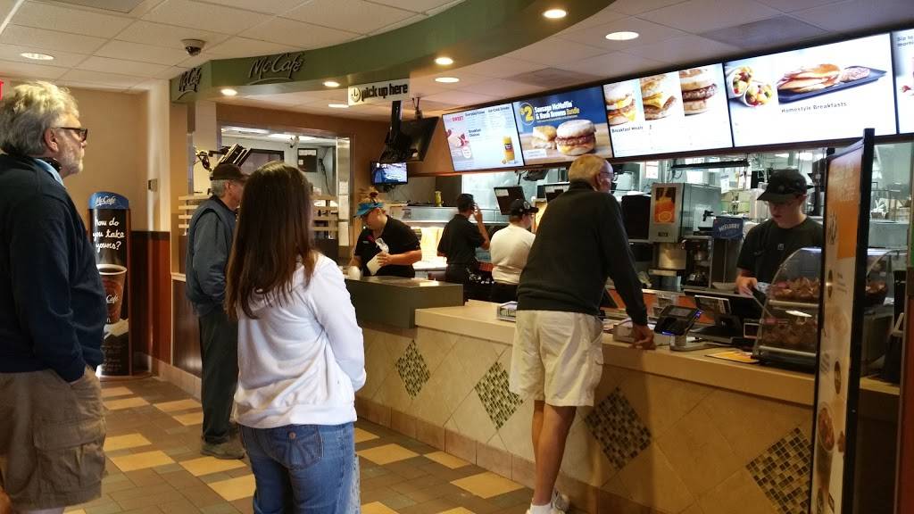 McDonalds | cafe | 1177 Dexter St, Milan, MI 48160, USA | 7344391520 OR +1 734-439-1520