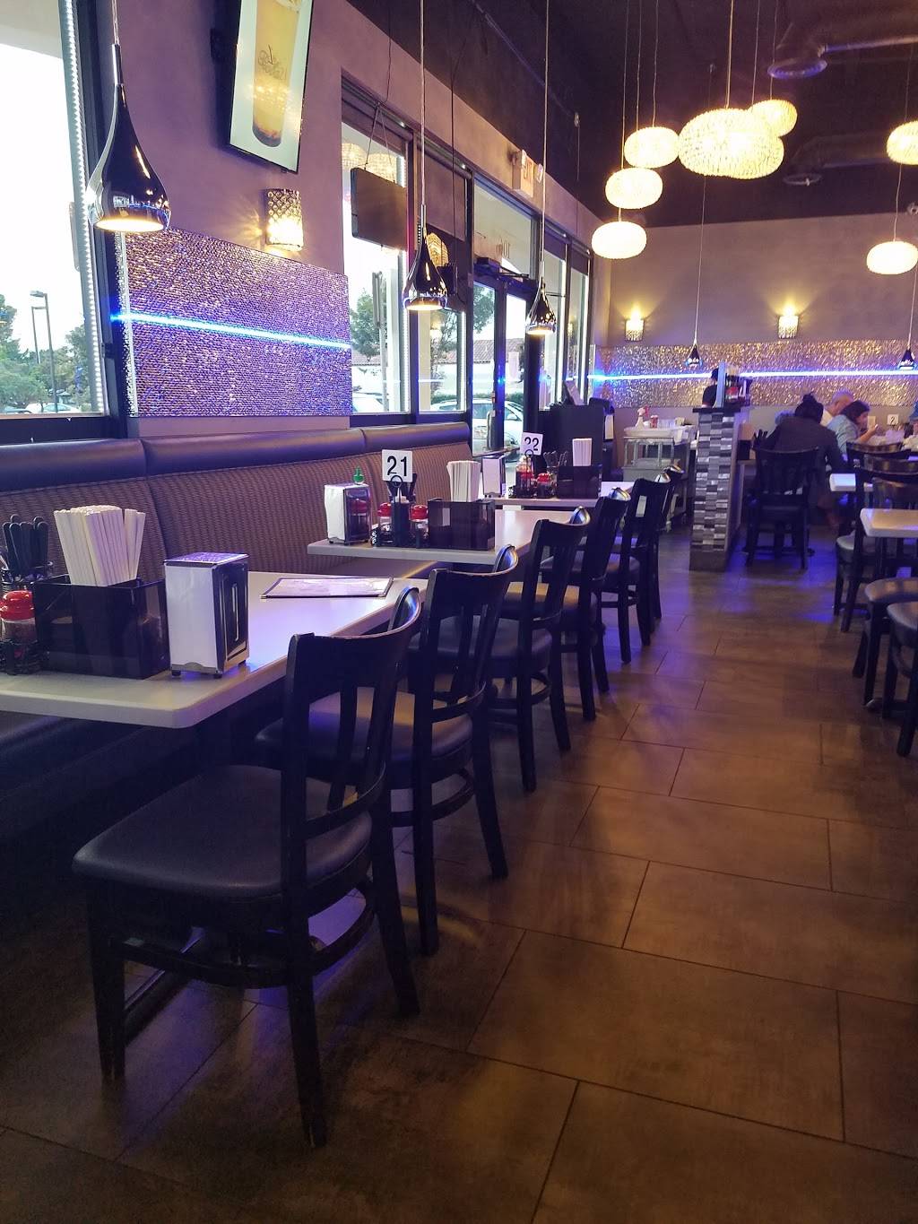 Com Tam Thien Huong | restaurant | 41 Serra Way #106, Milpitas, CA 95035, USA | 6692355132 OR +1 669-235-5132