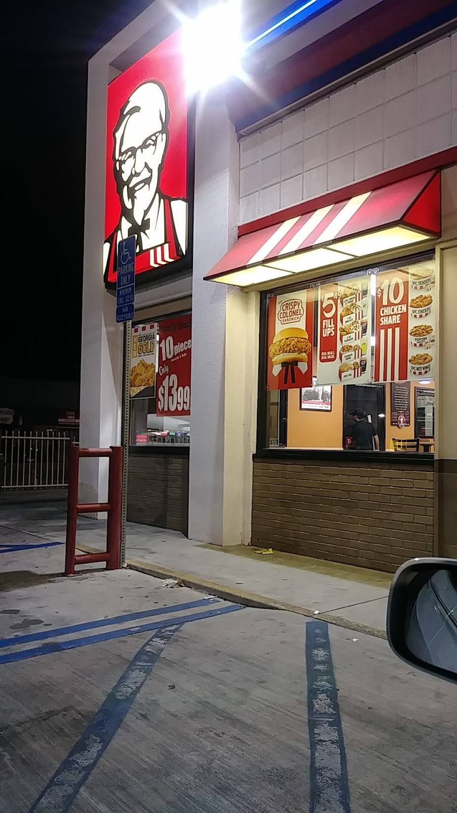 KFC | restaurant | 1425 W Martin Luther King Jr Blvd, Los Angeles, CA 90062, USA | 3232914322 OR +1 323-291-4322