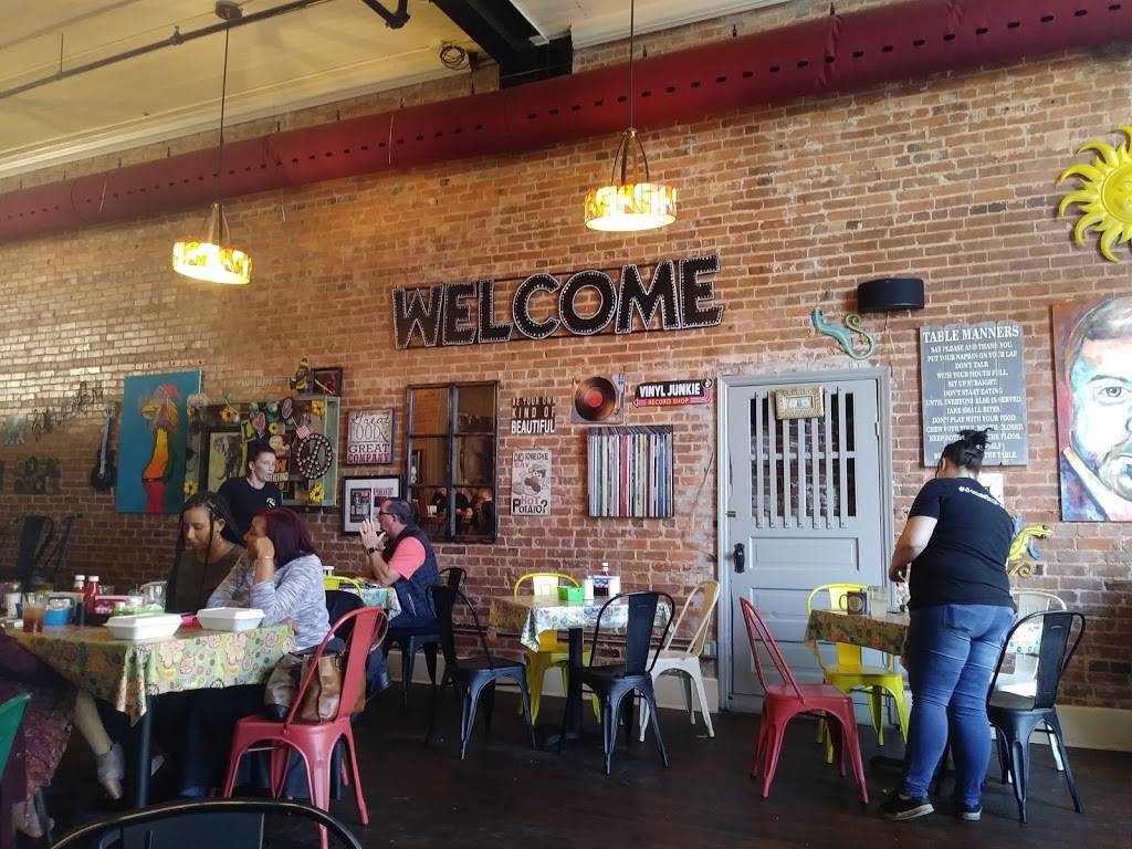 Plucked Up | Chicken & Biscuits | restaurant | 1208 1st Ave, Columbus, GA 31901, USA | 7062250044 OR +1 706-225-0044