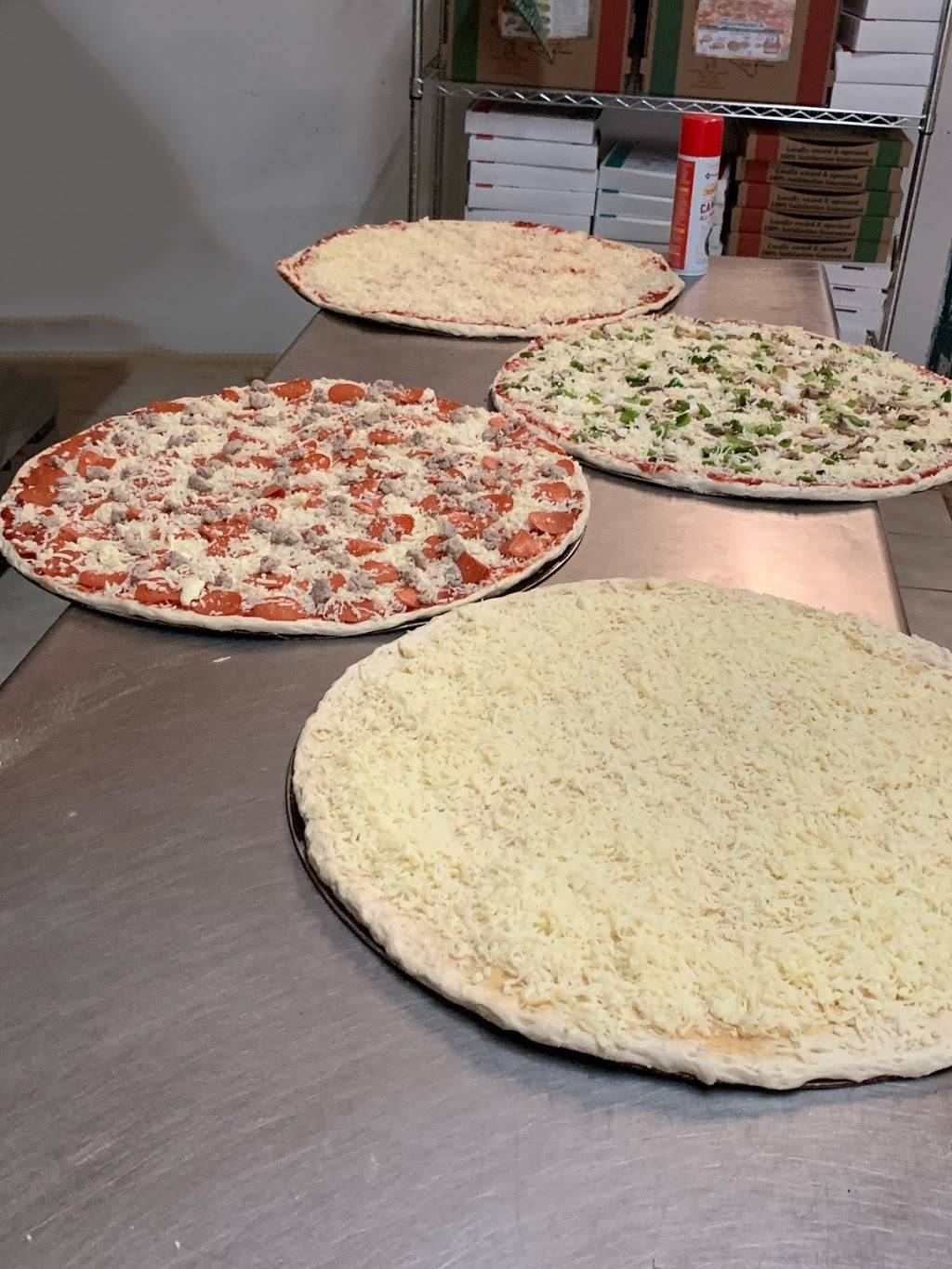 Toarminas Pizza | restaurant | 2011 E Michigan Ave, Lansing, MI 48912, USA | 5173741022 OR +1 517-374-1022