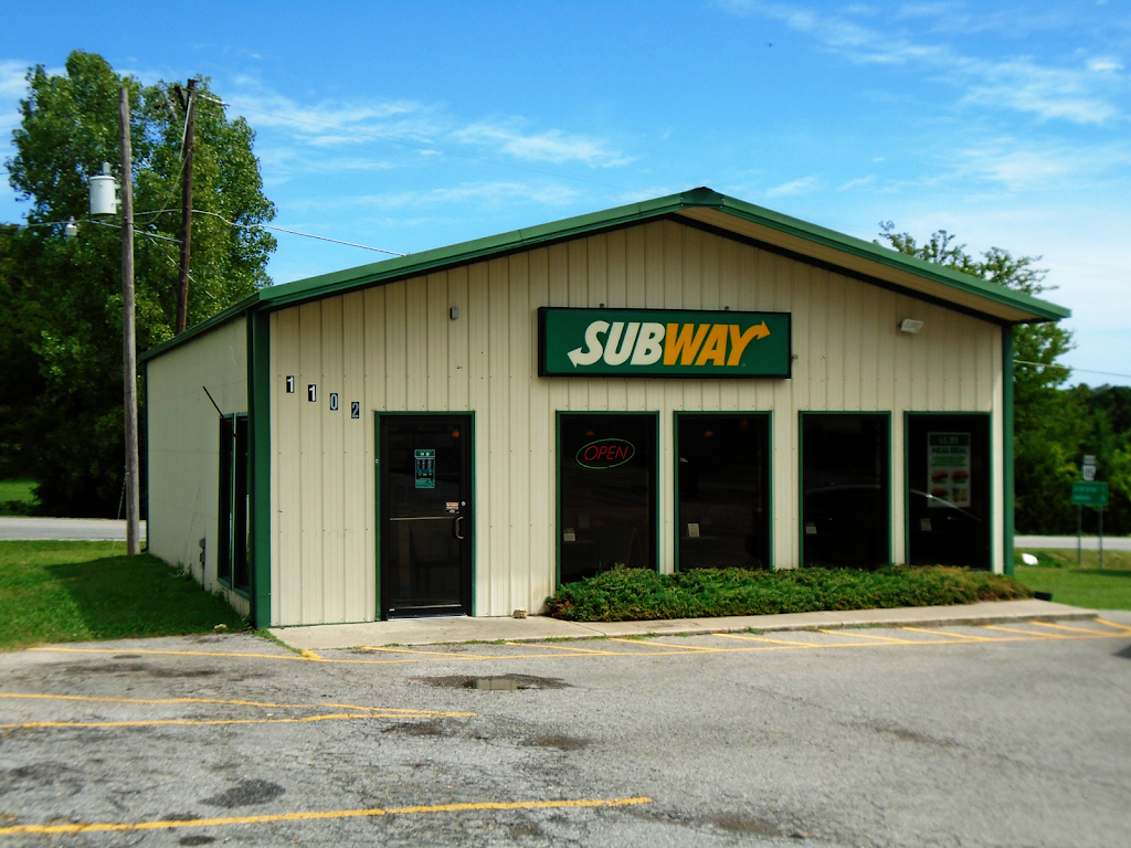 Subway | meal takeaway | 1102 N Main St, Cave City, AR 72521, USA | 8702835001 OR +1 870-283-5001