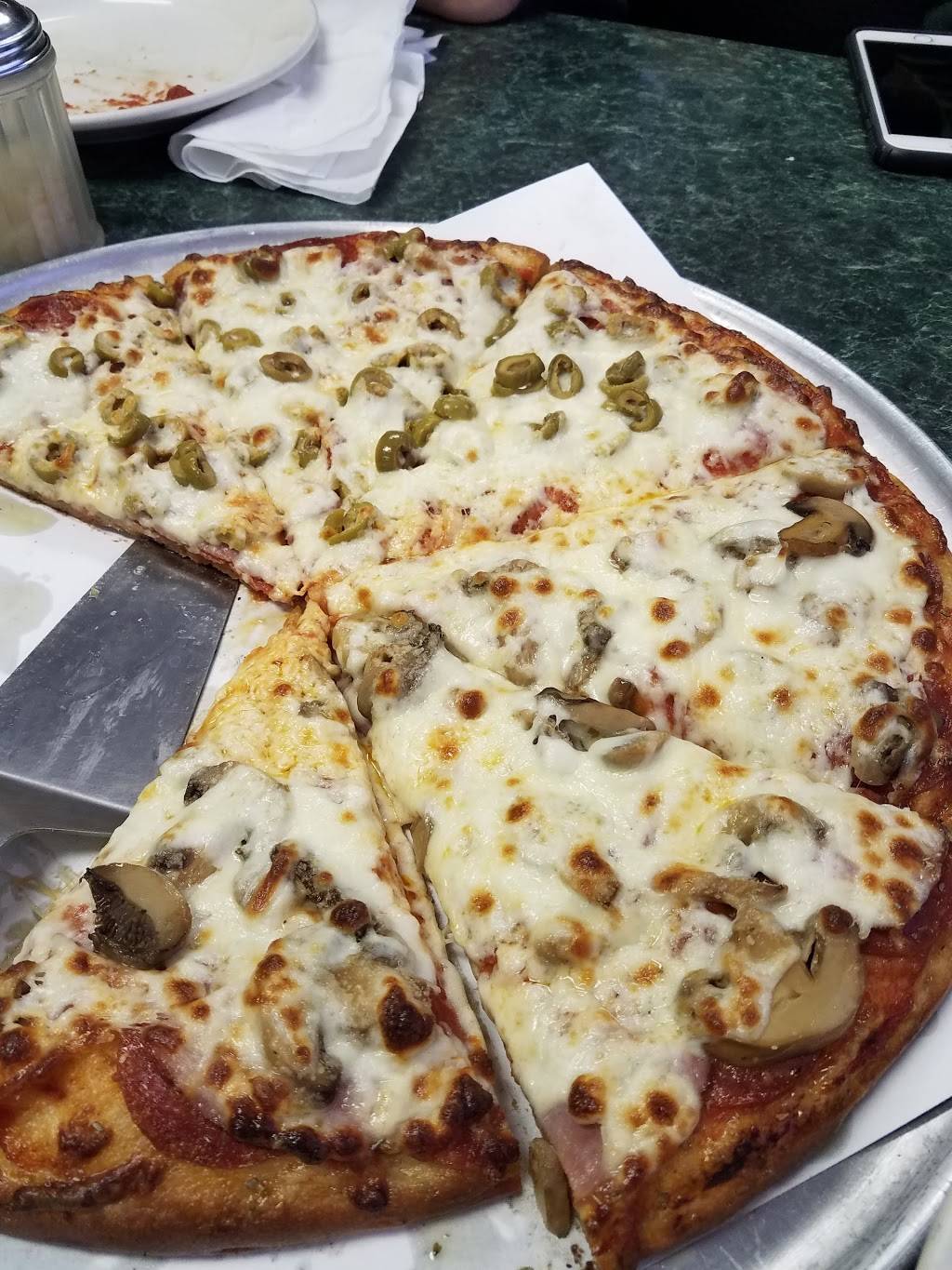 Pizza in Paris | restaurant | 21970 Northland Dr, Paris, MI 49338, USA | 2315271424 OR +1 231-527-1424