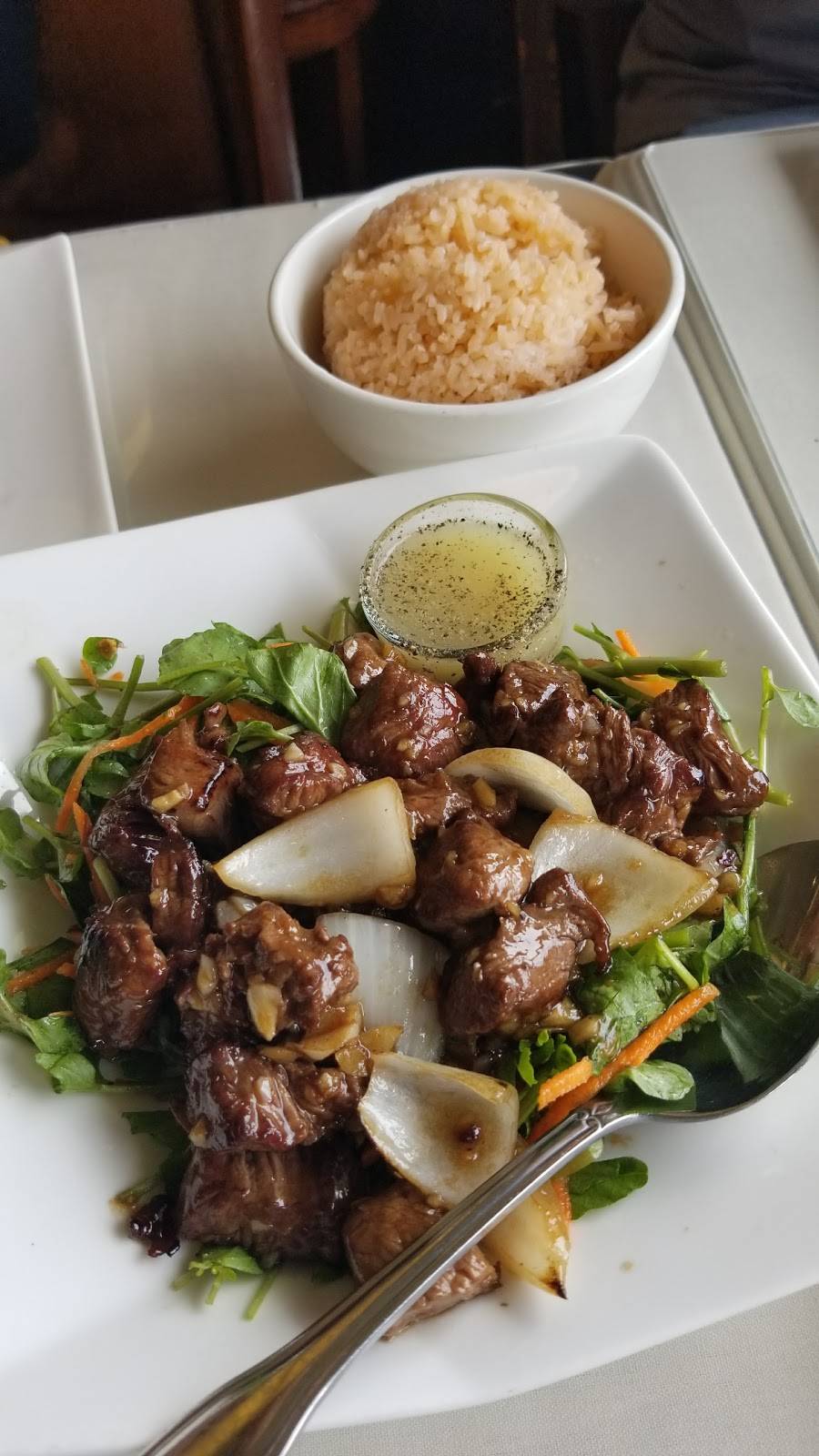 Dragon Rouge | restaurant | 2337 Blanding Ave, Alameda, CA 94501, USA | 5105211800 OR +1 510-521-1800