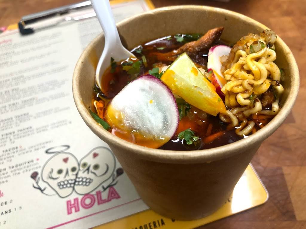 Hola Tacos | restaurant | 12102 Madison Ave, Lakewood, OH 44107, USA | 2168014666 OR +1 216-801-4666