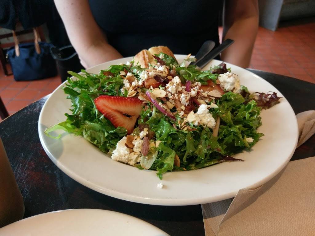 Farmer in the Dell | restaurant | 935 East St, Walpole, MA 02081, USA | 5089213647 OR +1 508-921-3647