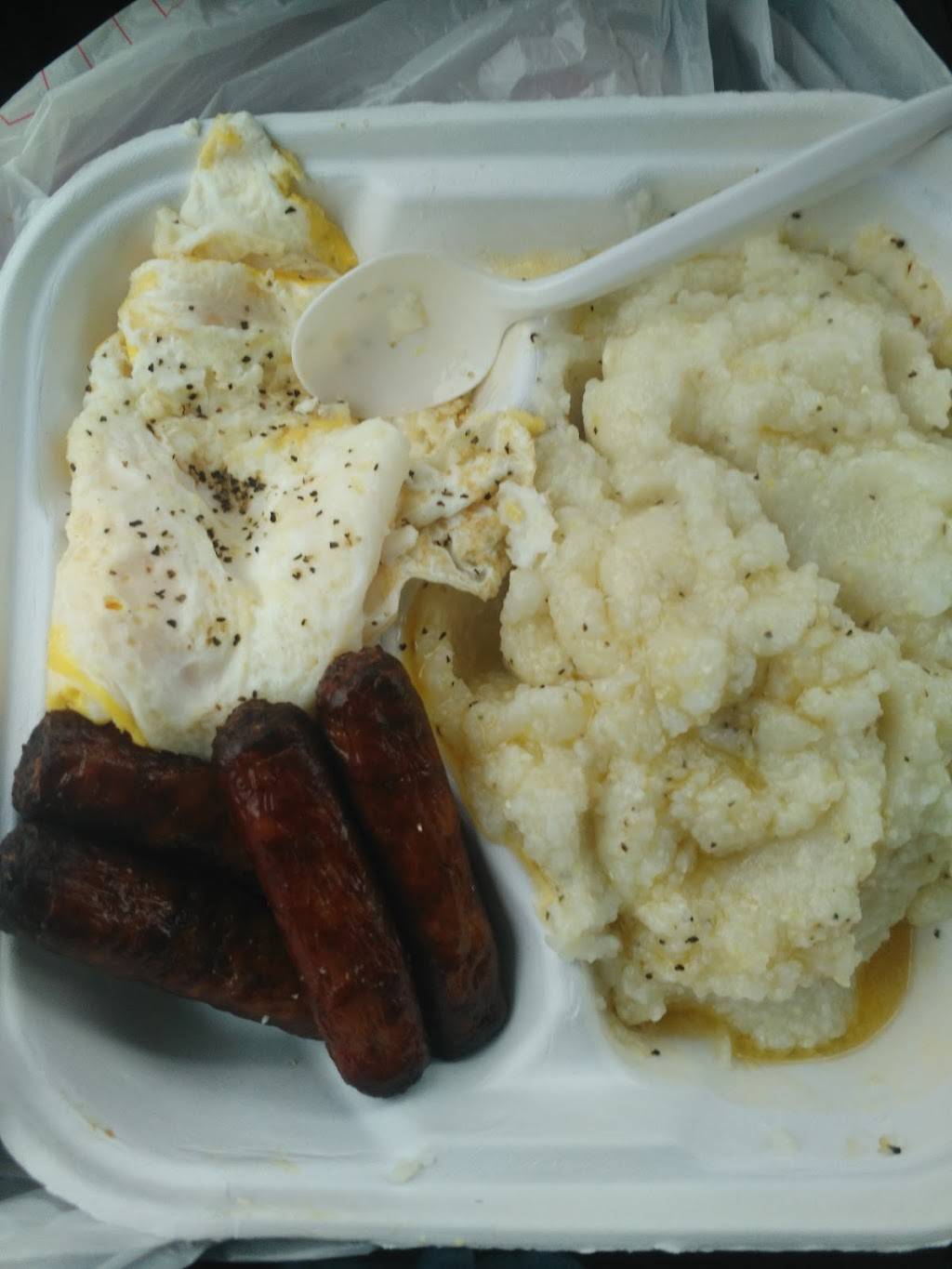 Lees Brunch | restaurant | 2221 Minnesota Ave SE, Washington, DC 20020, USA | 2025822285 OR +1 202-582-2285