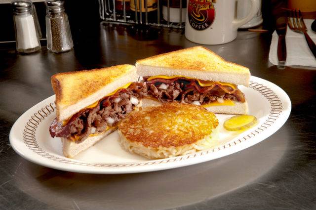 Waffle House | meal takeaway | 4852 Old National Hwy, College Park, GA 30337, USA | 4047674116 OR +1 404-767-4116