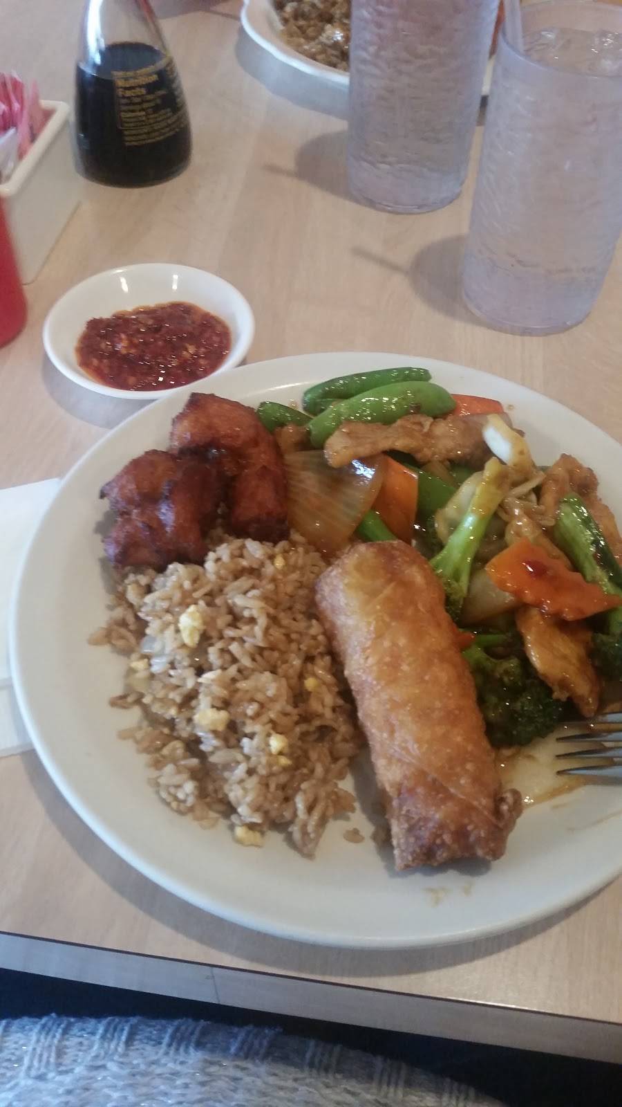 Lucky Inn Chinese Cuisine | restaurant | 6405 City W Pkwy, Eden Prairie, MN 55344, USA | 9528297832 OR +1 952-829-7832