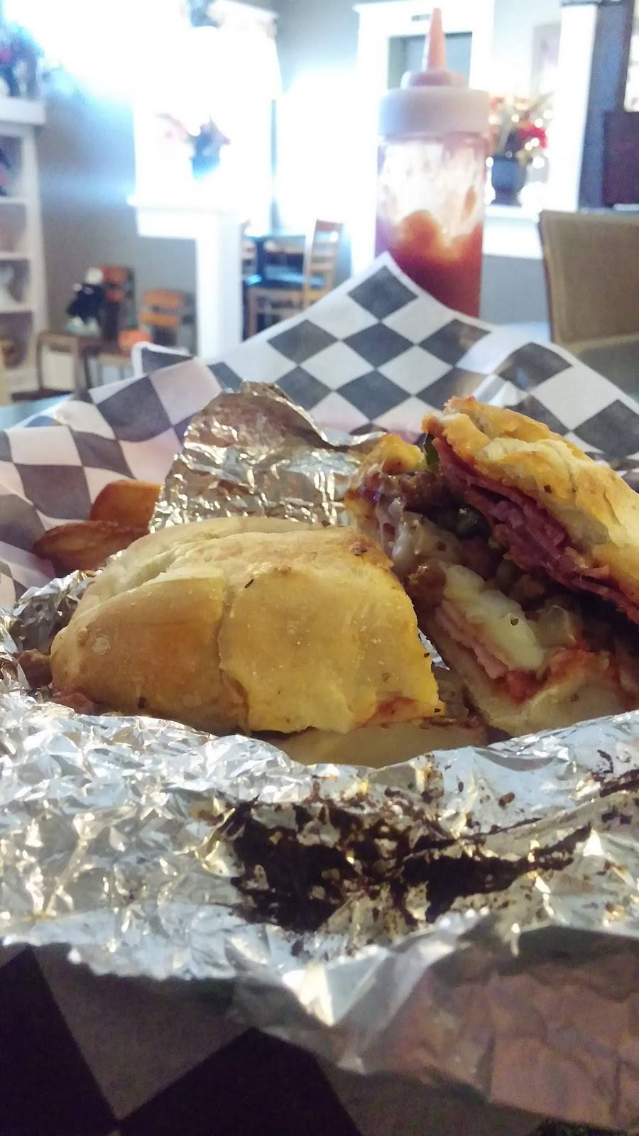 Hoagies Pizza House | restaurant | 6128 N Dixie Dr, Dayton, OH 45414, USA | 9378905522 OR +1 937-890-5522