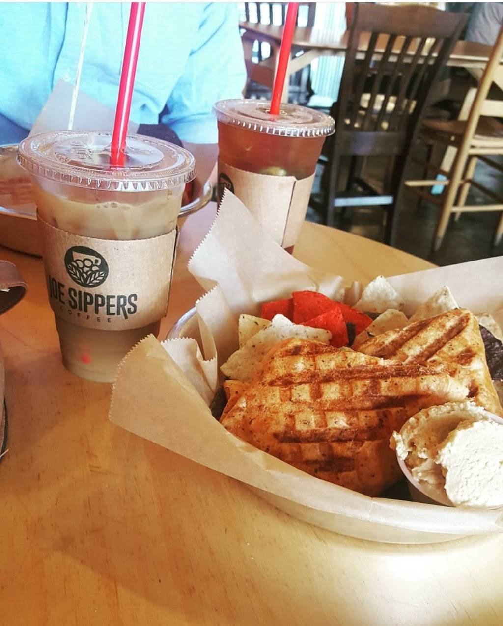 Joe Sippers Cafe | cafe | 114 S 4th St, Effingham, IL 62401, USA | 2173472233 OR +1 217-347-2233