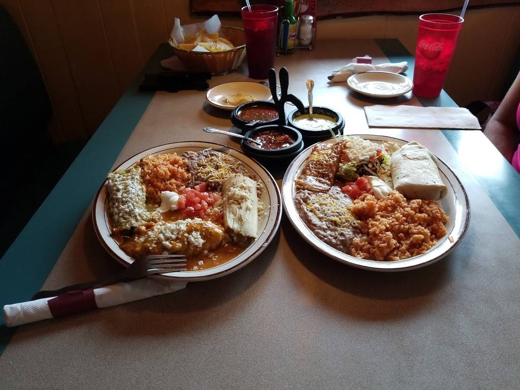 Plaza Garibaldi Authentic Mexican Restaurant Bar and Grill | restaurant | 2675 Dixie Hwy, Waterford Twp, MI 48328, USA | 2484814091 OR +1 248-481-4091