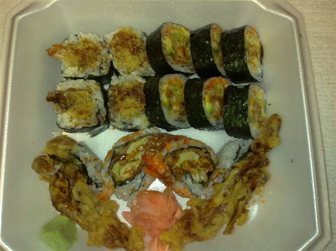 Asia House | restaurant | 3074 N Water St, Decatur, IL 62526, USA | 2178757900 OR +1 217-875-7900