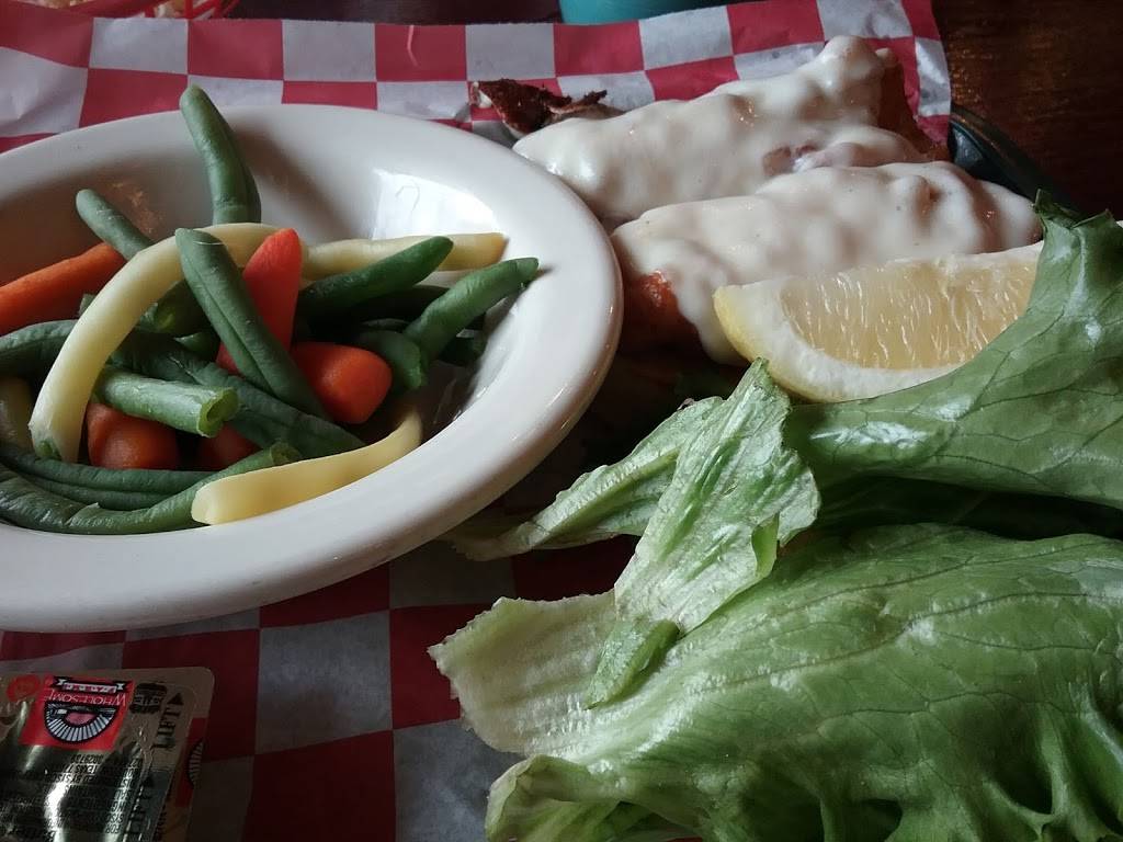 Levis Food & Spirits | restaurant | 5800 Brockway Rd, Saginaw, MI 48638, USA | 9897936670 OR +1 989-793-6670