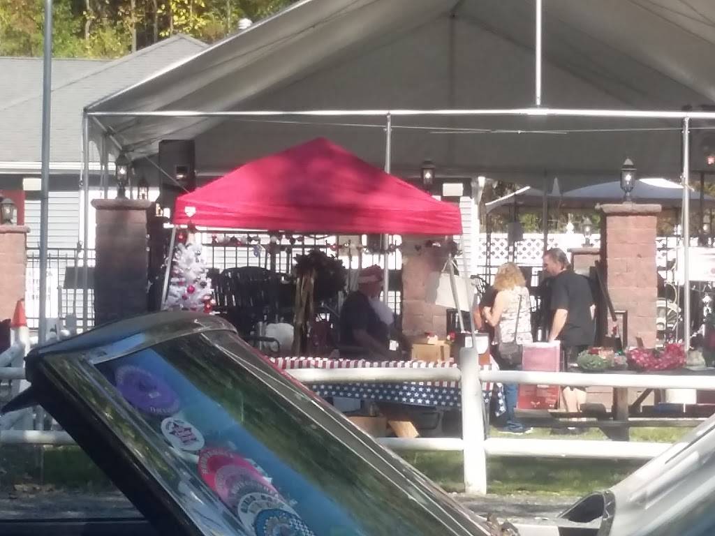 Greenbush Inn | restaurant | 10 Troy Rd, East Greenbush, NY 12061, USA | 5187292580 OR +1 518-729-2580