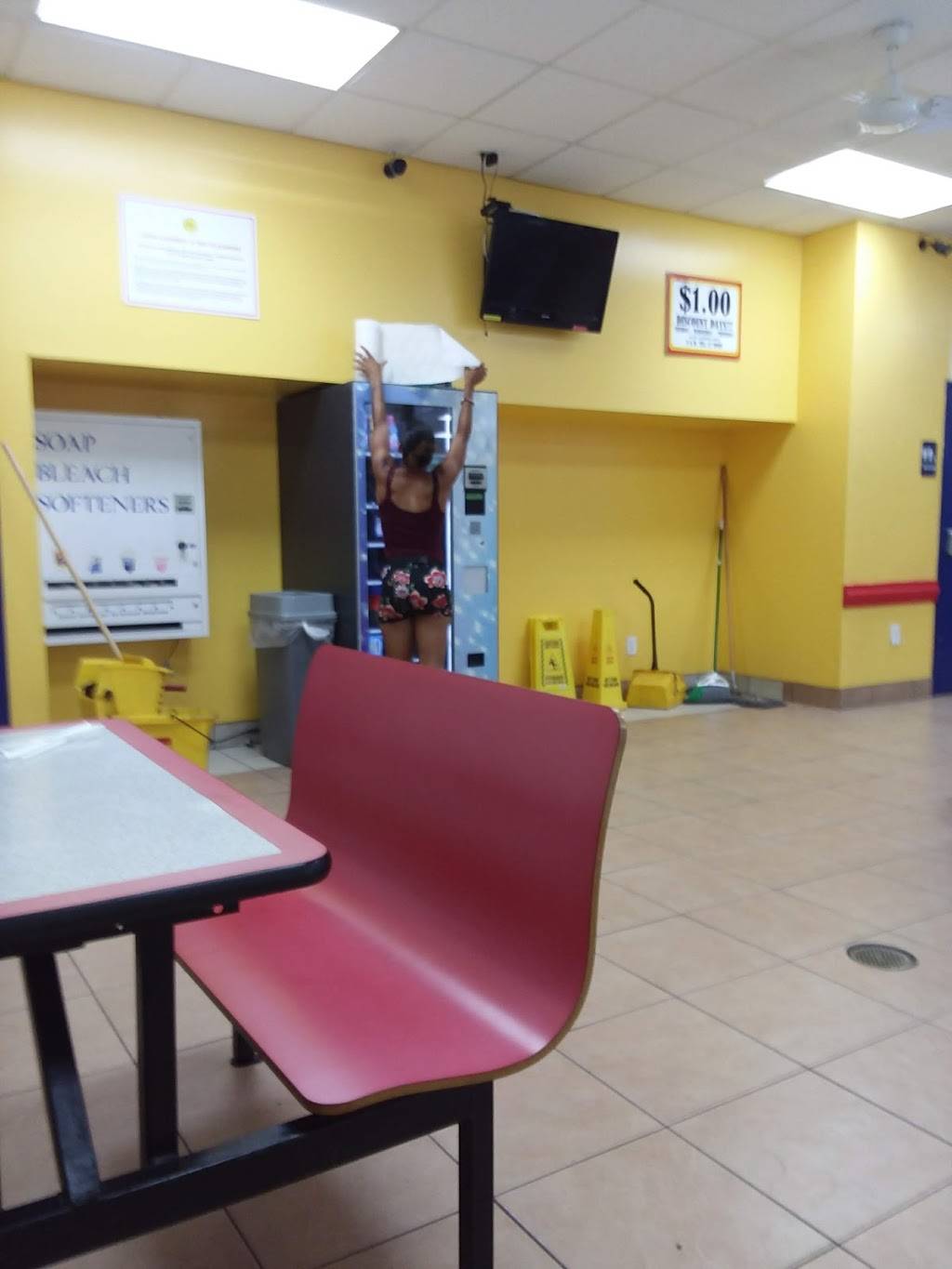 American Deli | meal takeaway | 4514 Washington Rd, Atlanta, GA 30349, USA | 4047673344 OR +1 404-767-3344